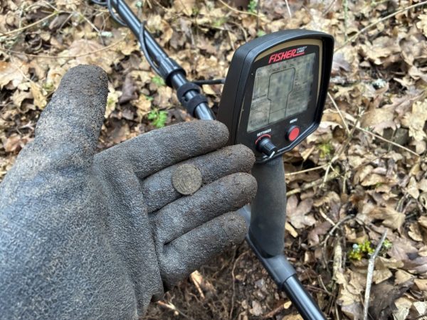 Antike Münze mit Fisher F75 LTD gefunden