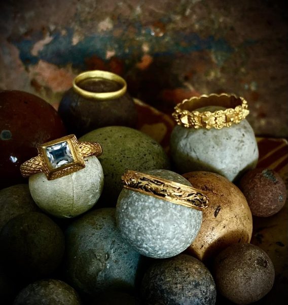 Goldring mit Minelab Manticore Metalldetektor entdeckt