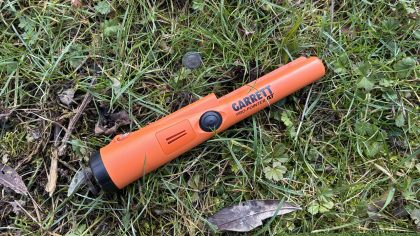 Der Garrett PRO-POINTER AT Pinpointer (Möhre)